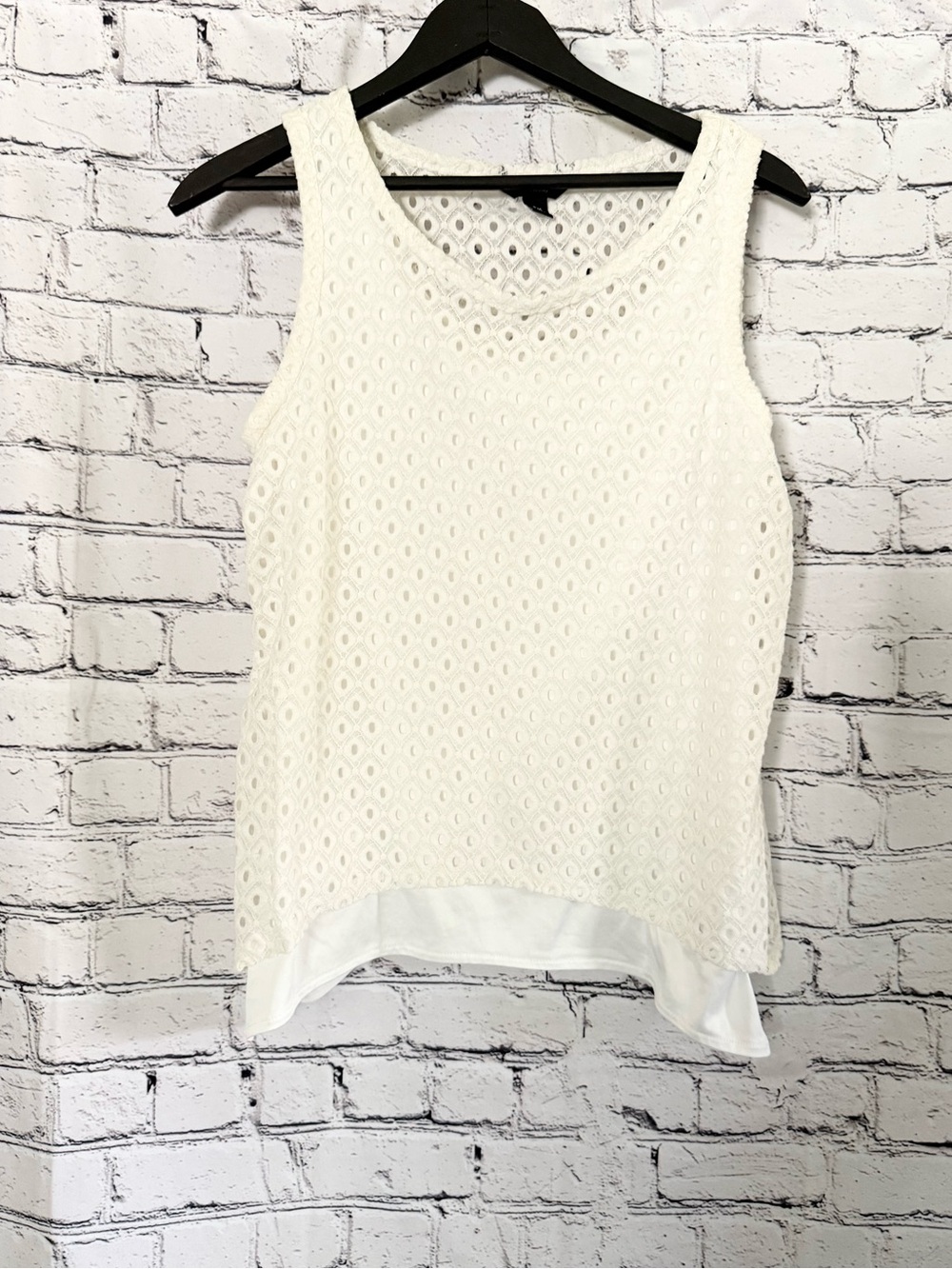 SIMPLY VERA. White tank. Size PM